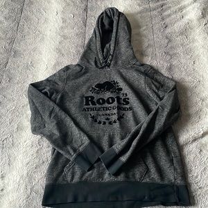 Roots size large hoodie